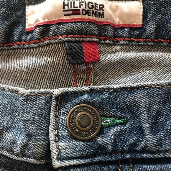Tommy Hilfiger Logo Jeans Rare Size 32/30, Tommy Hilfiger Spell-Out Jeans HTF - Picture 8 of 8